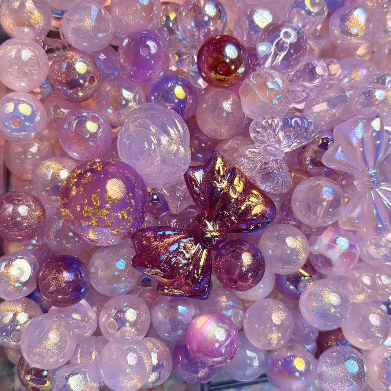 AA0_Haute Couture Iridescent Beads 5 Colors