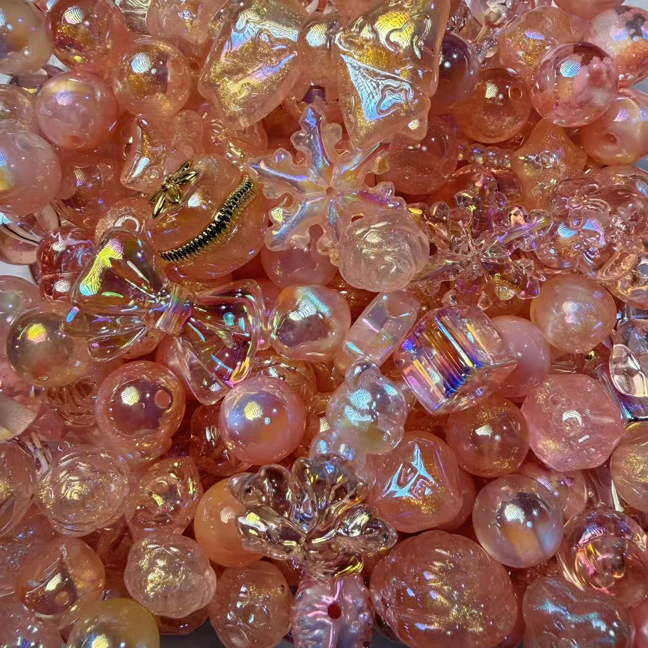 AA0_Haute Couture Iridescent Beads 5 Colors