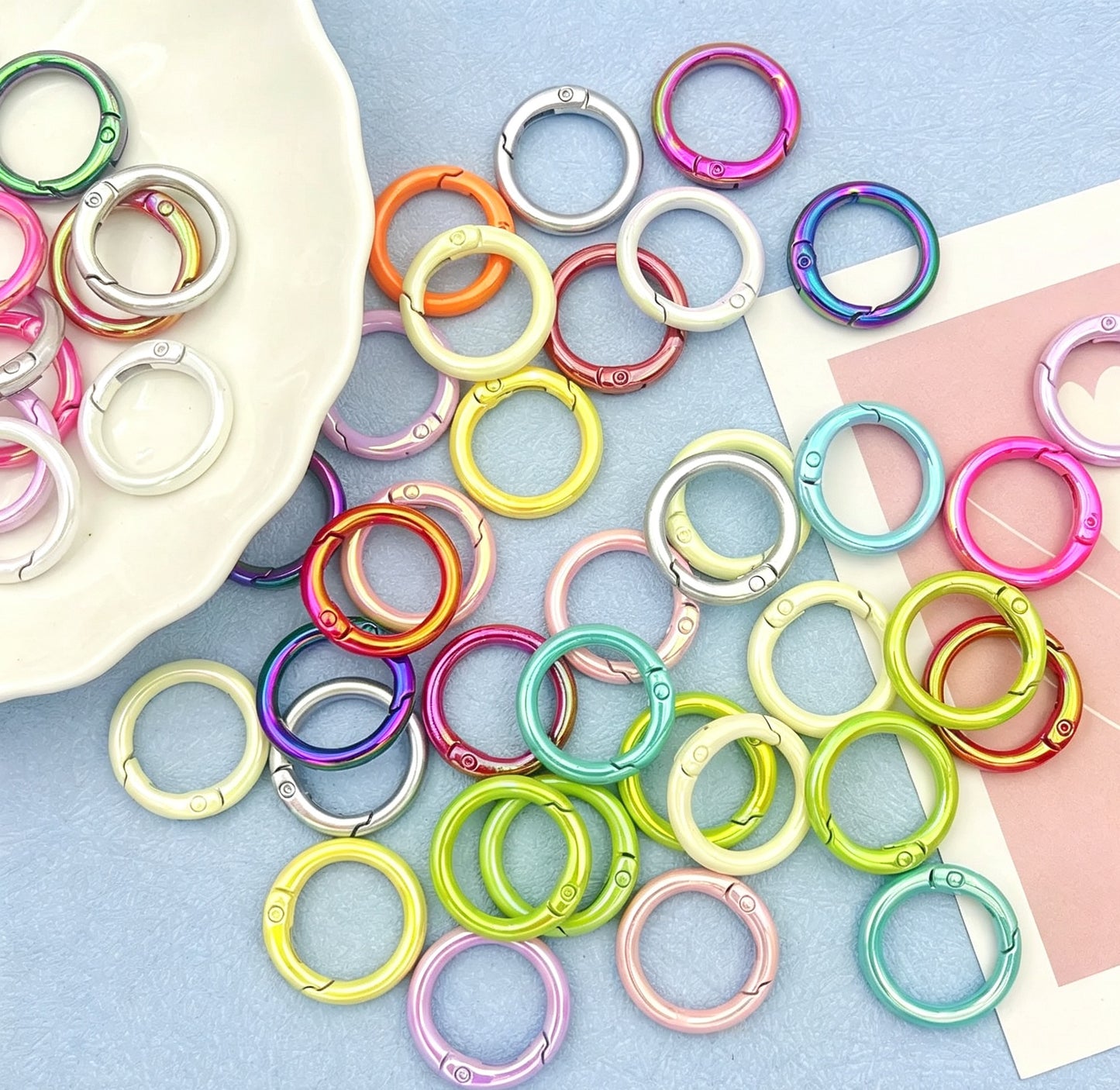 DIY Jewelry Clasps & Connectors – Spring Clasps, Lobster Clasps & More